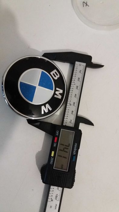 Símbolos Bmw 82mm ou 74mm capo ou mala Novos E92 E91 E87 E81 E82