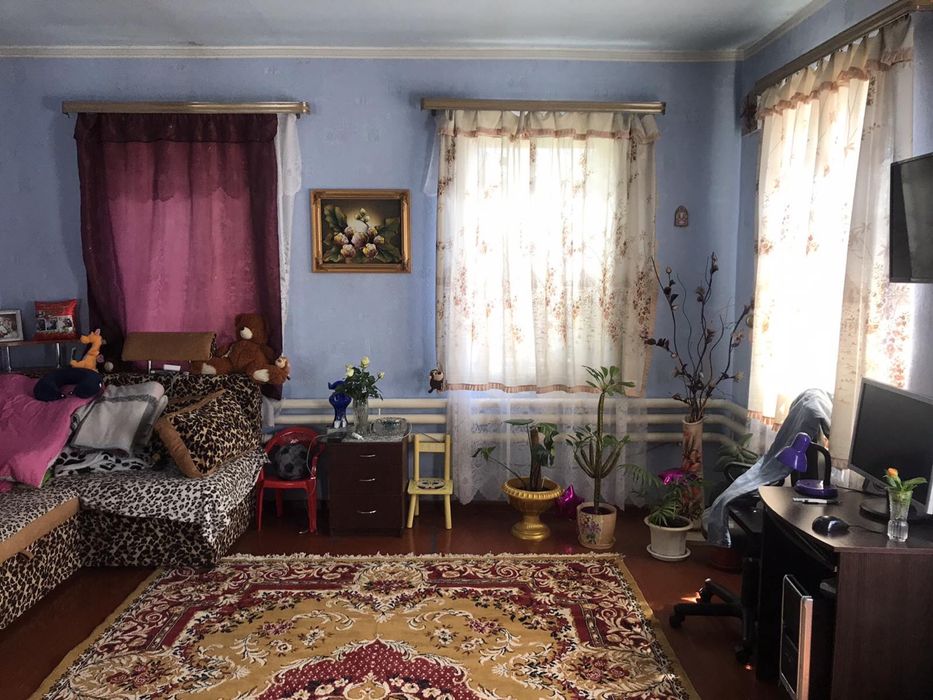 Дом Безлюдовка продам