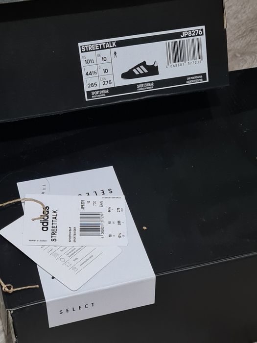 Чоловічі кеди, снікерси Adidas Streettalk
код: 178183
Adidas STREETTALK