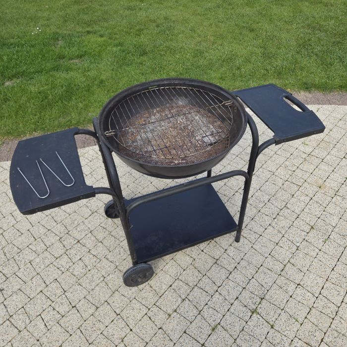 Grill ogrodowy zamykamy srednica 60cm