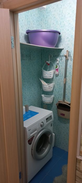 Продам 3-х кімнатну квартиру на Перемоги, 107