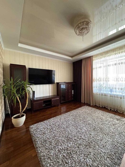 Продам стильну та укомплектовану 3-кімнатну квартиру в ЖК На Гайдамацькій