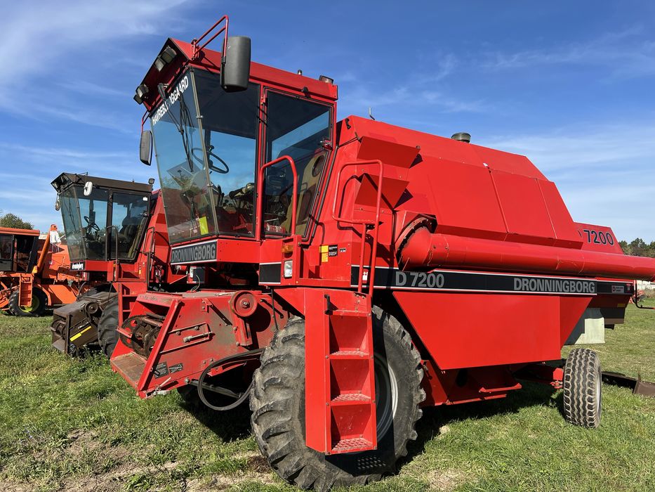 Комбайн зернозбиральний Дронінборг 7200