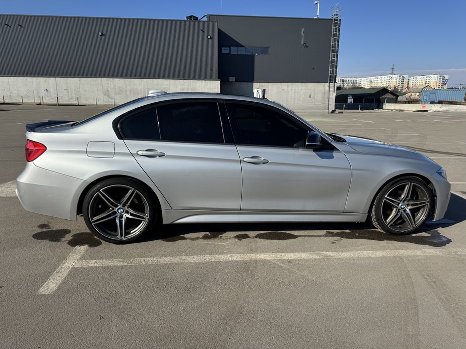 BMW F30 328 2012