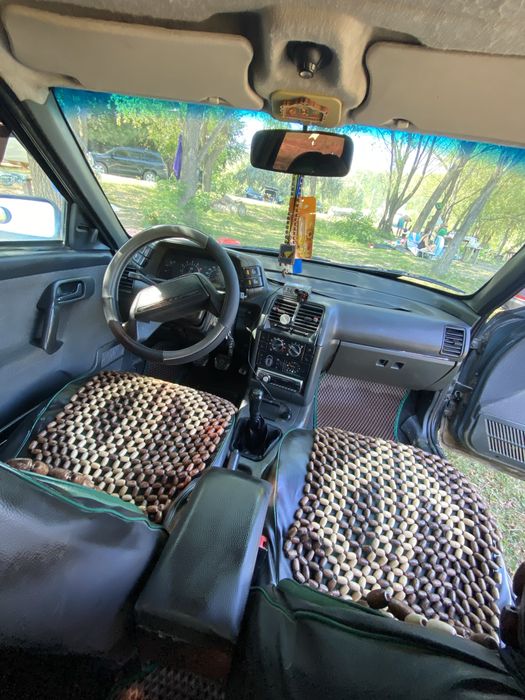 Продам машину в гарному стані, іздить жінка