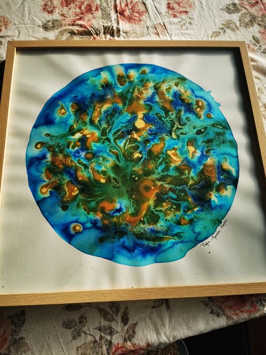 Pintura original em aguarela e curcuma em moldura quadrada de 52cm.