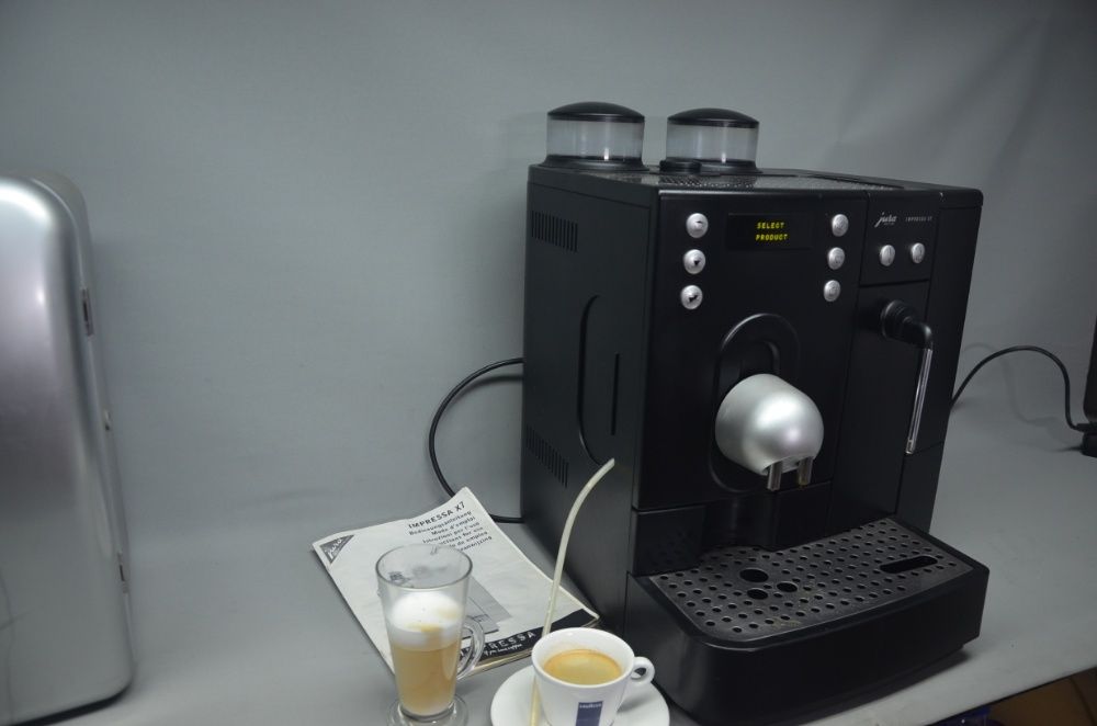 Jura Impressa X7 profesjonal by FRANKE ekspres ciśnieniowy do firm