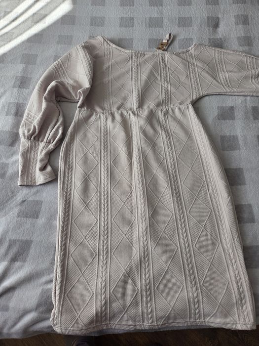 продам плаття ,ціна вказана за кожне  окремо