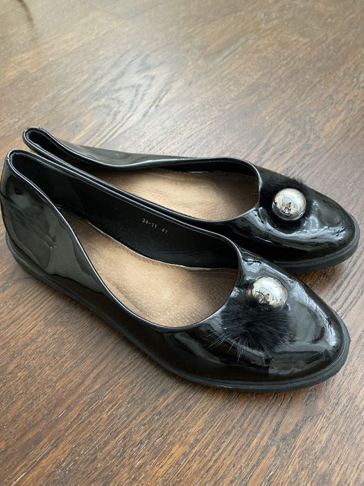 Продам жіночі туфлі