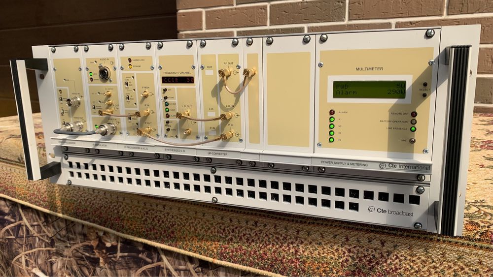 Аналоговый передатчик UHF, PAL D/K 150 Watt: 175 000 грн. - Прочая ...