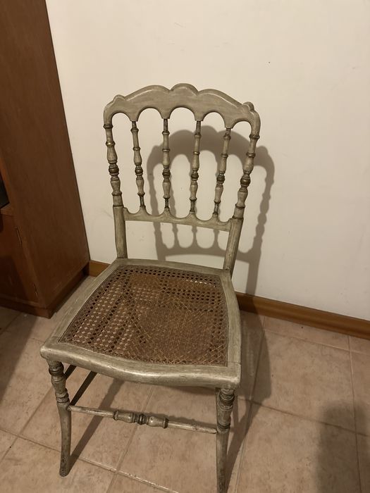 Cadeira palinha e madeira