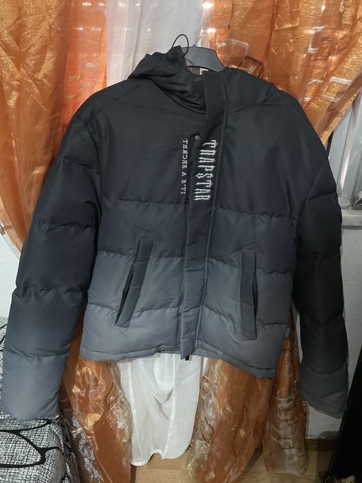 Casaco Trapstar Puffer Preto Original Style – Excelente Estado