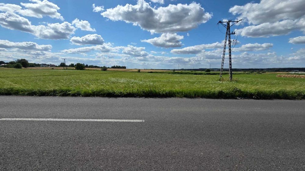Działka rolna z warunkami zabudowy w Koszęcinie