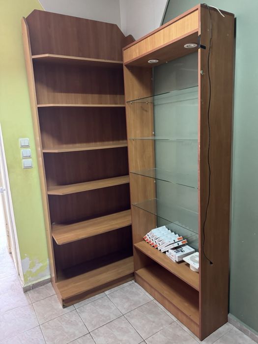 Продам полки та тумби