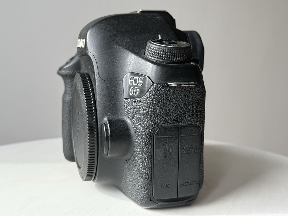 Камера Canon EOS 6D