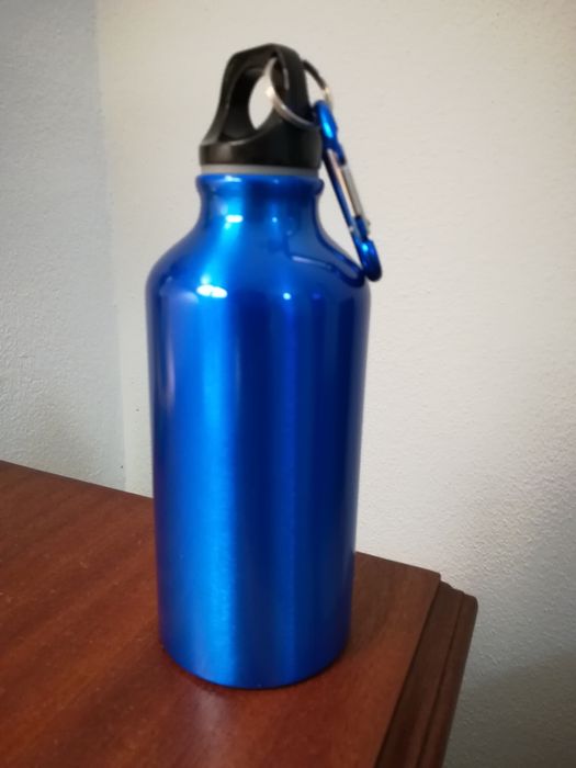 Garrafa metálica64586336647937123