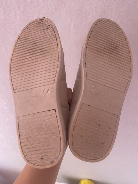 Жіноче взуття 38 розмір