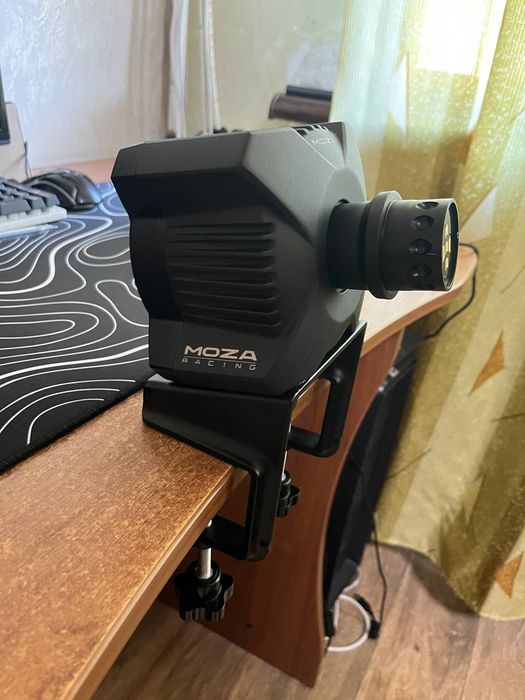 Ігрове кермо Moza r3 та педалі SR-P Lite
