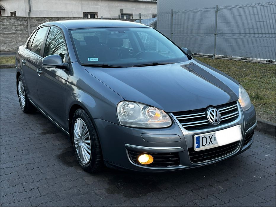 VW JETTA 2009 1.6 tdi/ PDC/ garażowany