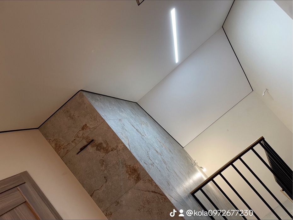 Наяжні стелі. Матові глянцеві сатинові