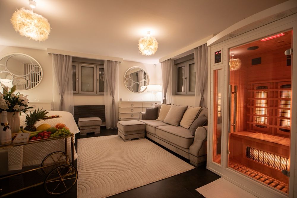 Diamond PRYWATNY BASEN I SAUNA Poznań Apartament Premium Zaręczyny Rocznice Okazje
