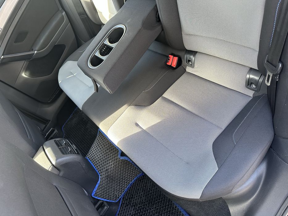 Volkswagen e-Golf 2015