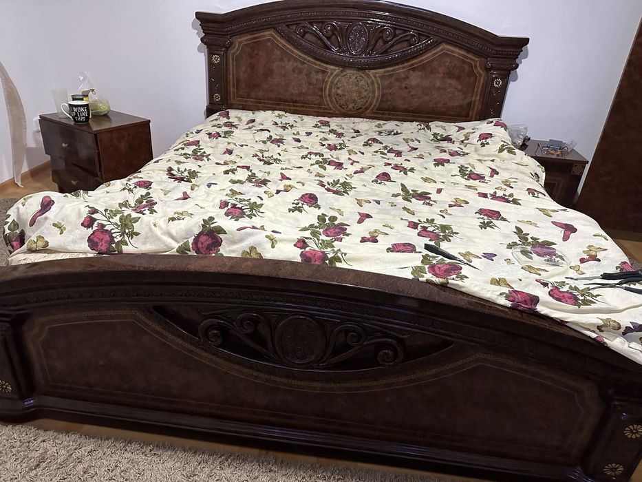 Меблі продам набір спальний