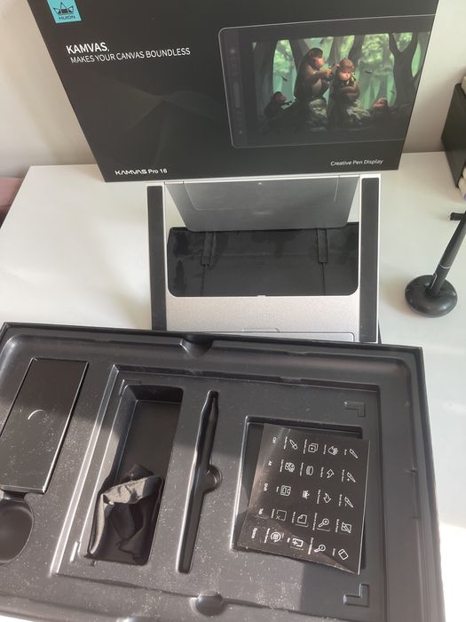 Tablet graficzny HUION Kamvas pro 16