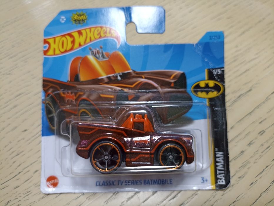 Carros Hotwheels novos.