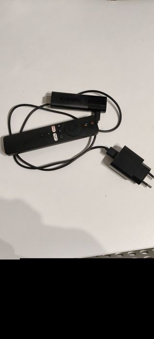 Adaptador Xiaomi para TVS não Smart com comando e fonte