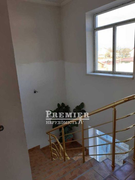 Продам 2-поверховий будинок 500 кв.м