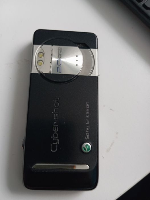 Sony Ericsson K550i z serii Cyber-shot.