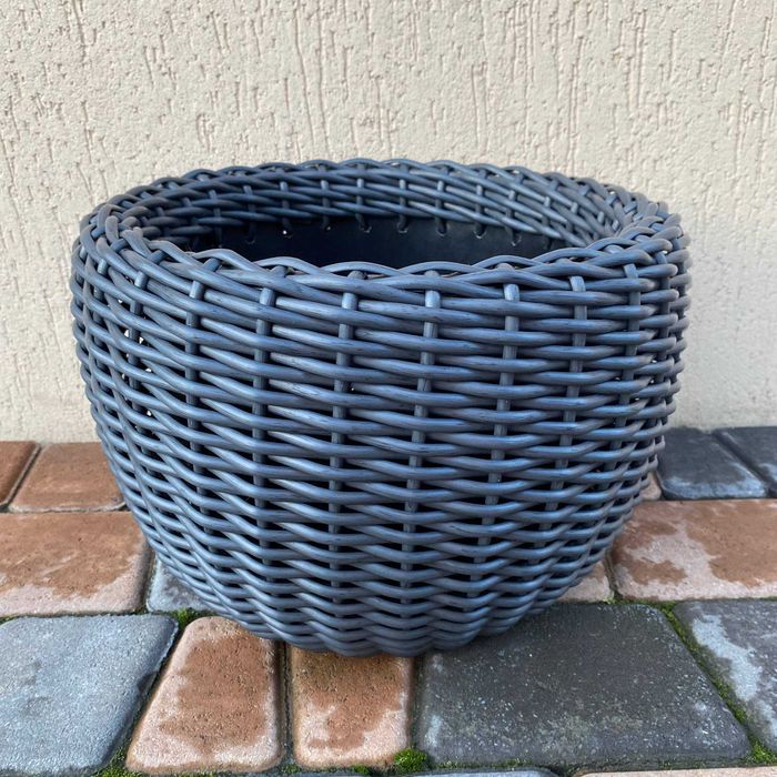 Стильні кашпо з ротангу  графіт  5 л та 12 л