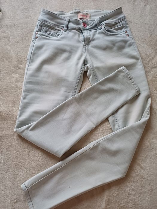 Spodnie jeansowe marki Toxik3