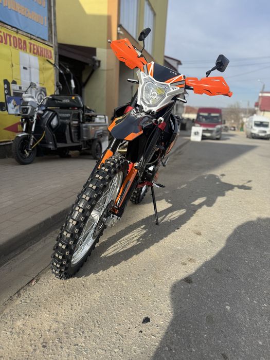 Мотоцикл BSE J10 ENDURO