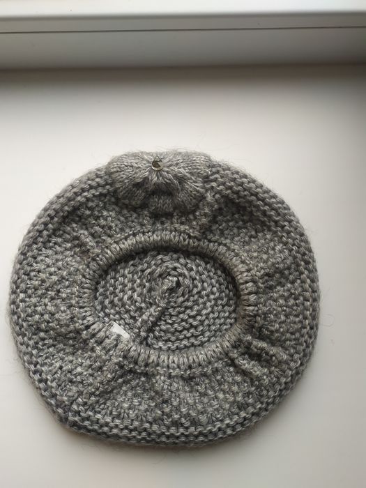 Комплект берет та шарф.