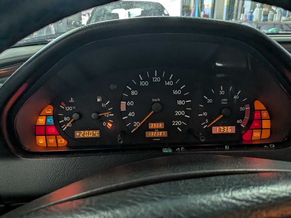 Mercedes-Benz C200 (W202) Diesel Automático com 132.387km REAIS!