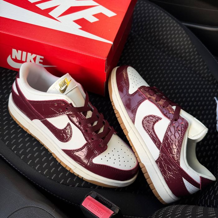Кросівки Кроссовки Nike  sb dunk Burgundy Croc Red Бургунди Бургунді Кросовки демісезон