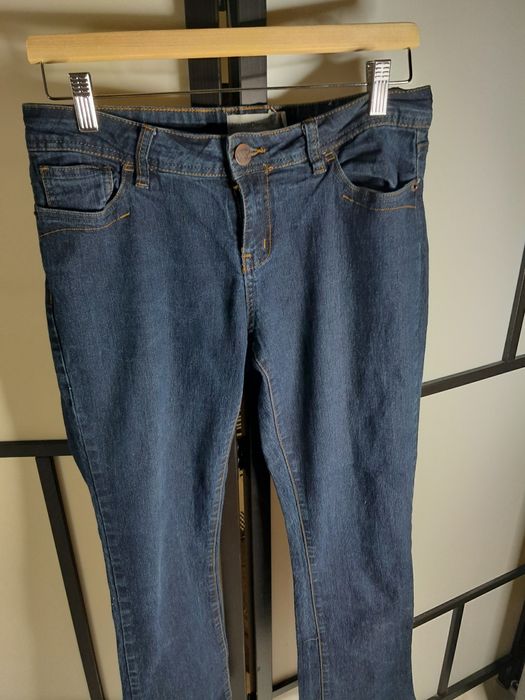 Spodnie jeansowe dla niskiej 40