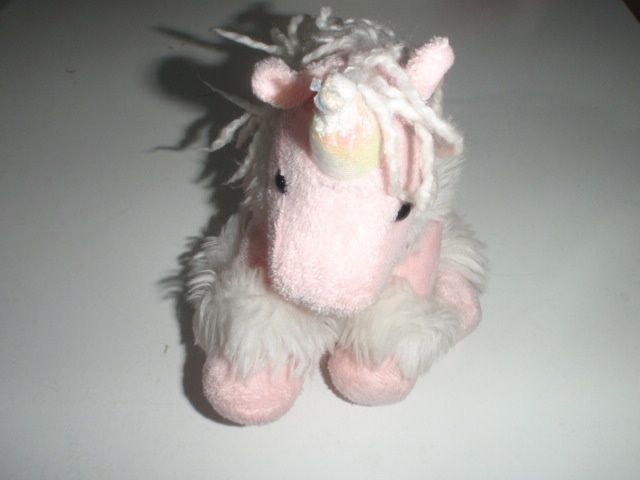 maskotka jednorożec