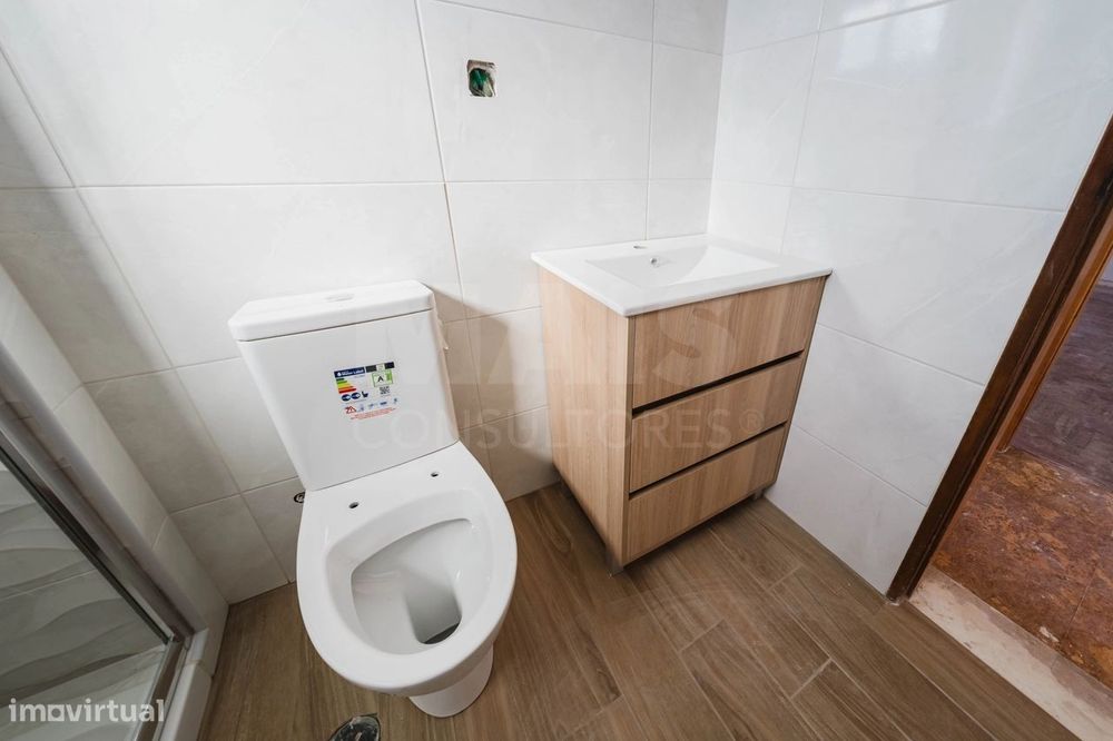 Apartamento T2 Renovado em Peniche – Oportunidade de Investimento!