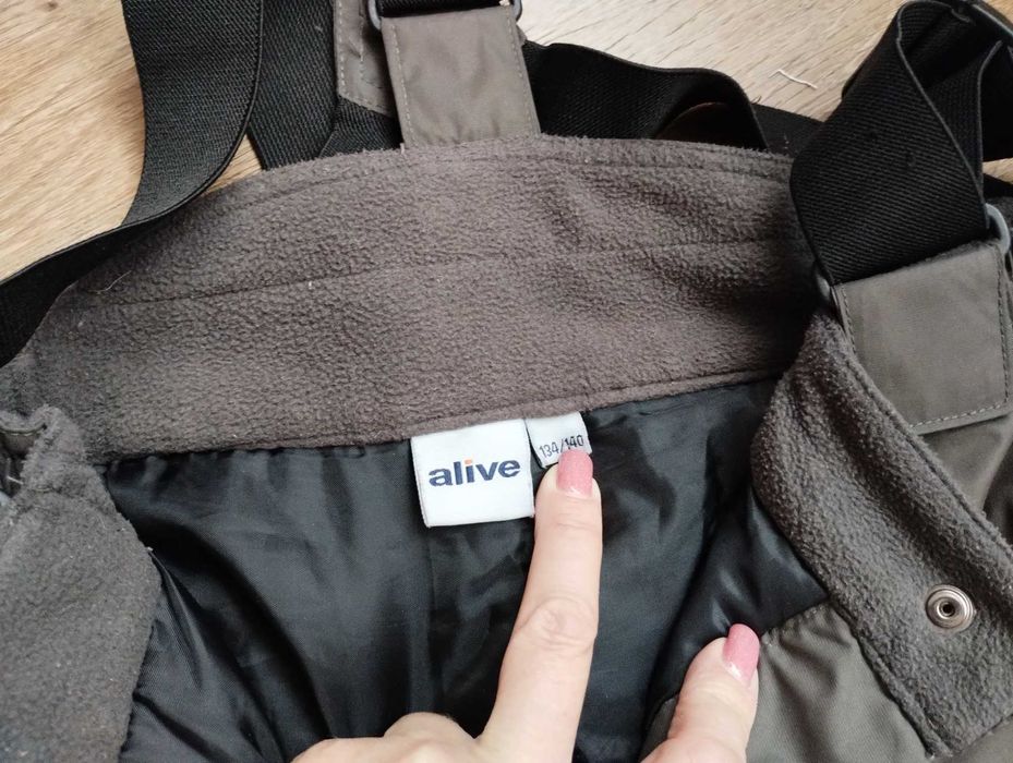 Полукомбинезон Штаны зимние Alive р. 134-140 9-10 лет лыжные