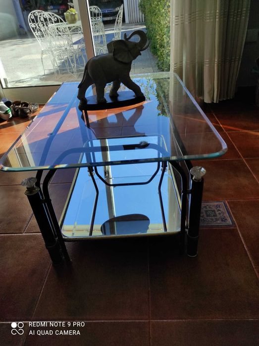 Mesa de Centro em vidro e espelho