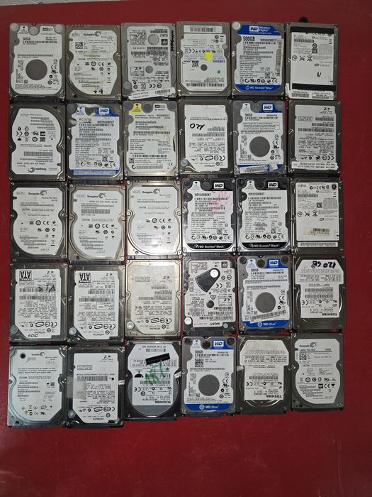 Dyski twarde 30 sztuk z demontażu komplet zestaw pakiet HDD 2,5 cała laptopowe
