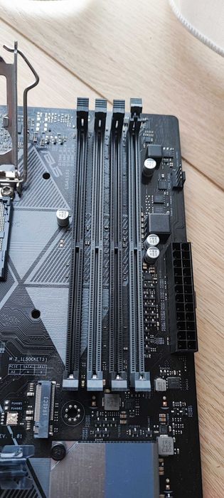 ASUS PRIME B360-PLUS płyta główna LGA1151 DDR4 ATX 100% sprawna