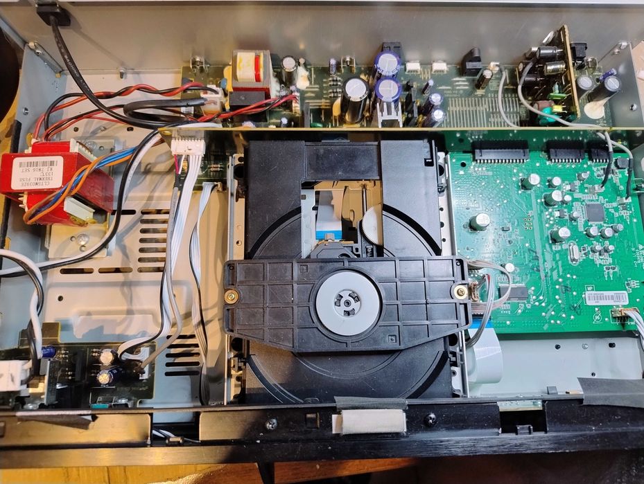 Odtwarzacz CD Denon DCD-720AE