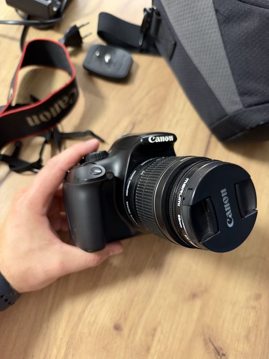 Aparat Canon EOS  1100D, EFS 18-55mm