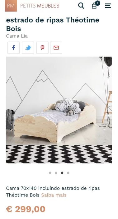 Cama de criança em madeira nuvens