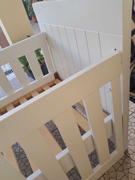 Cama de criança madeira branca lacada+ colchão