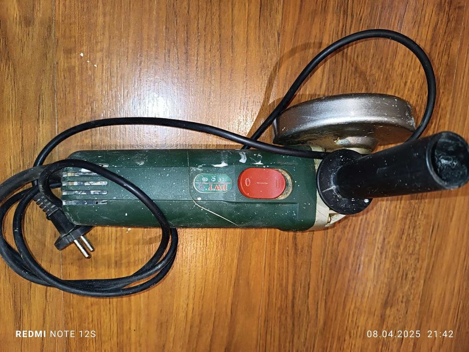 Болгарка     DWT